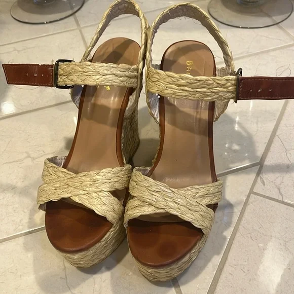 Raffia platform espadrilless size 8 - Picture 1 of 6